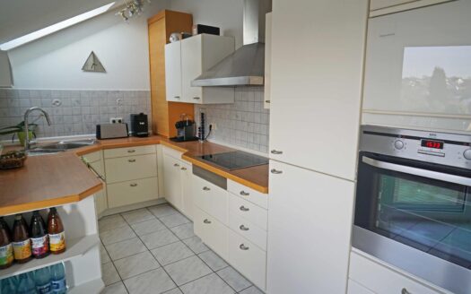 Ansprechende Dachgeschosswohnung in Bad Rappenau, OT Babstadt!