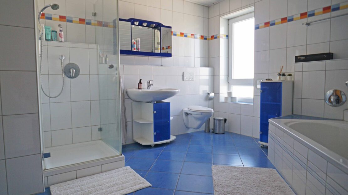 Badezimmer DG