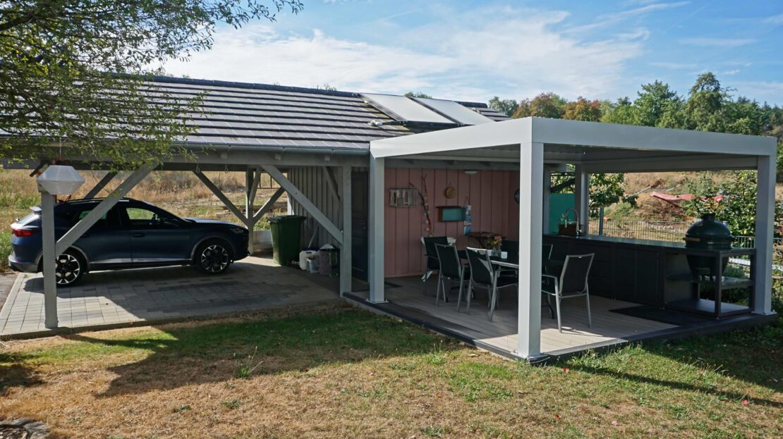 Carport & Outdoorküche