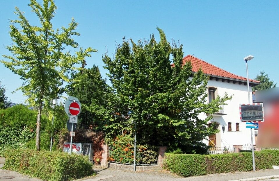 Straßenansicht