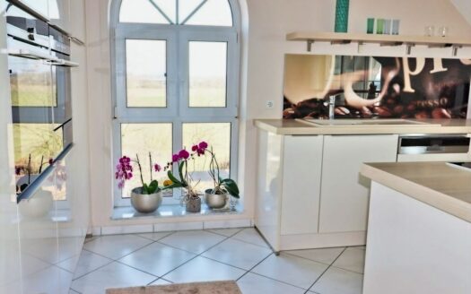 Hochwertig ausgestattete Maisonette-Wohnung am Ortsrand von Oberhausen-Rheinhausen, OT Oberhausen!