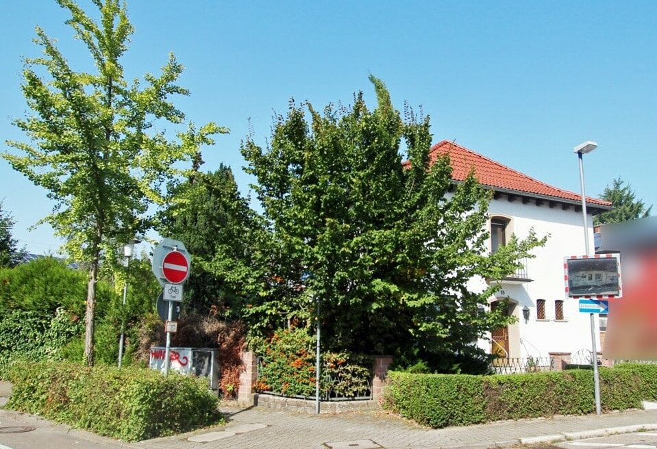 Straßenansicht