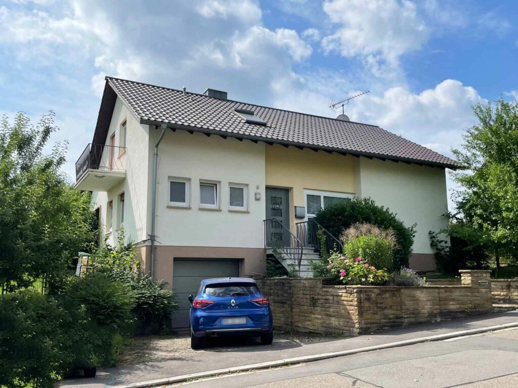 Straßenansicht