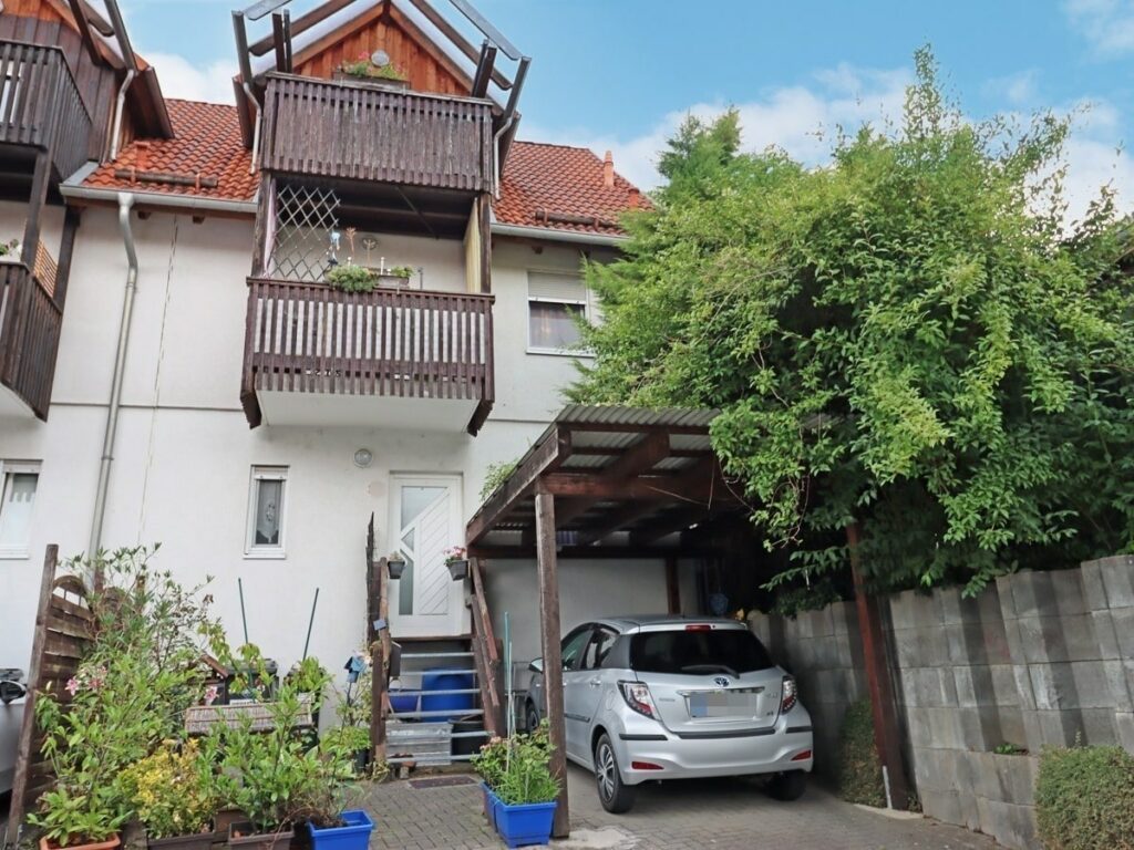 Blick auf die Doppelhaushälfte
