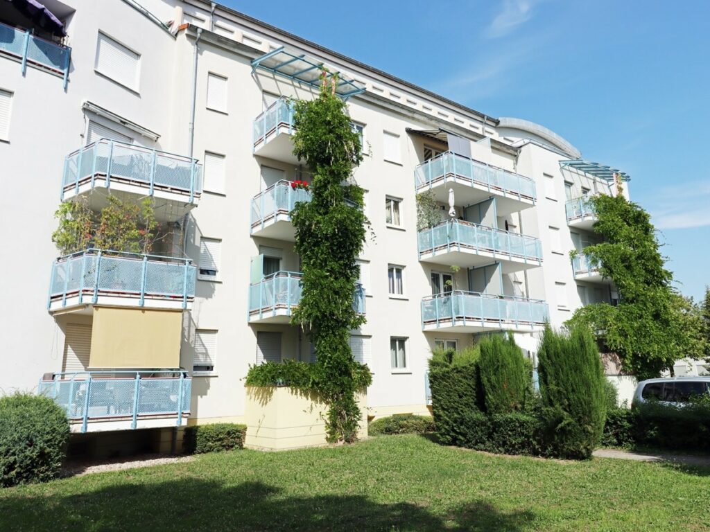 Rückansicht Gebäude