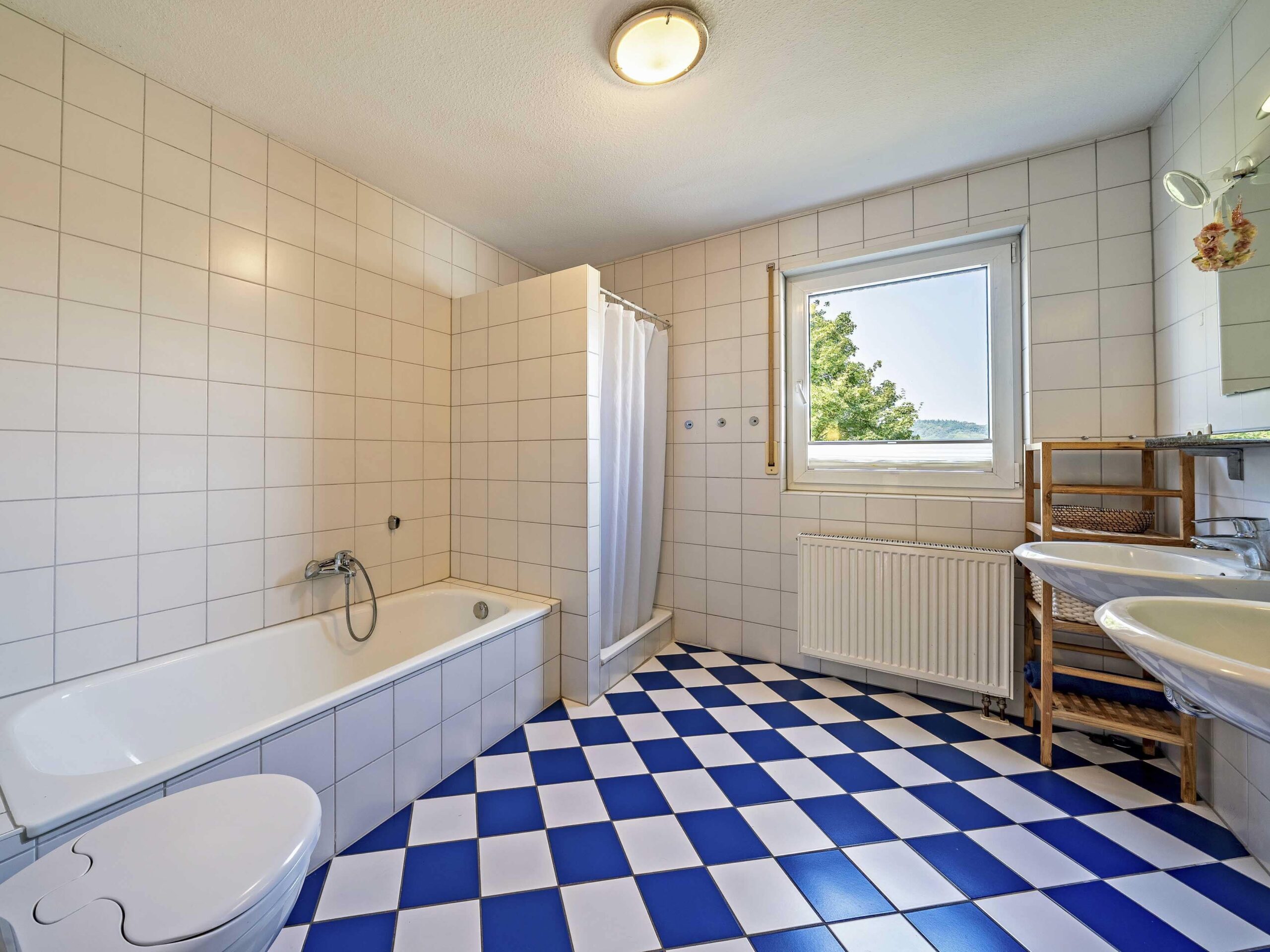 Badezimmer DG
