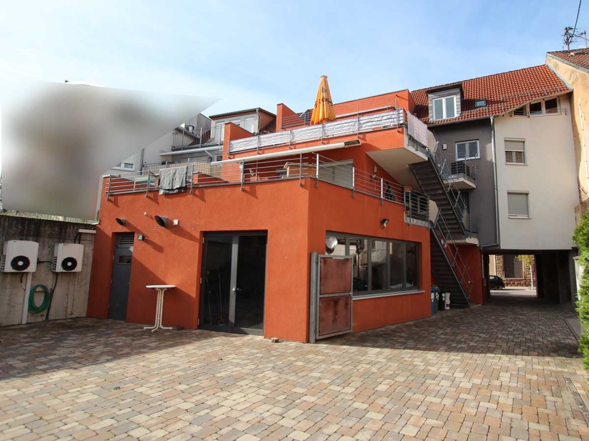 Rückansicht mit Balkone