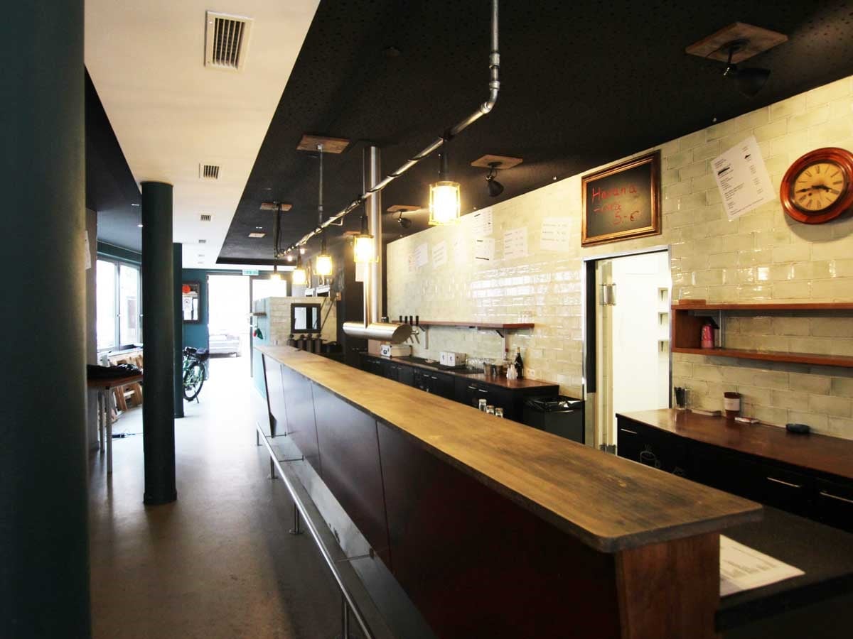 Bistro mit Barbereich