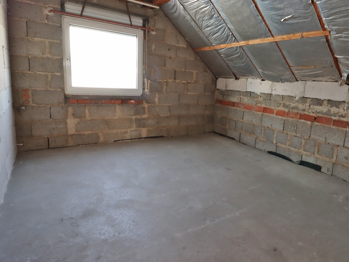 unausgebauter Raum DG