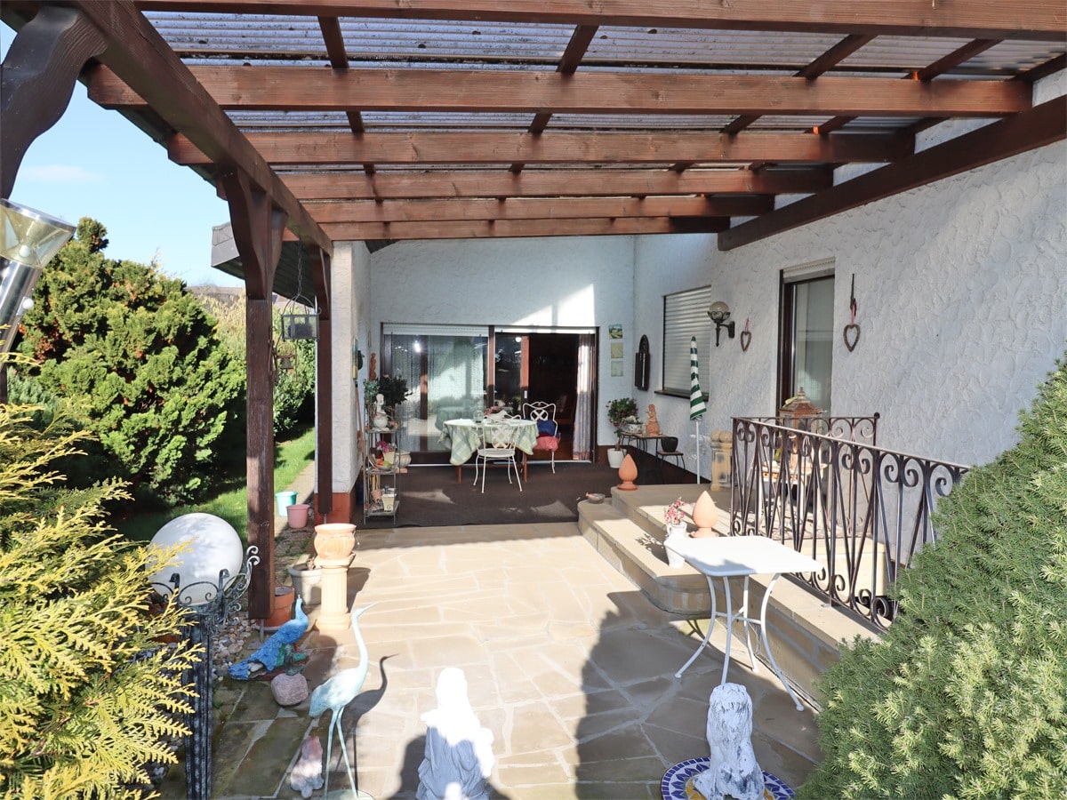 überdachte Terrasse