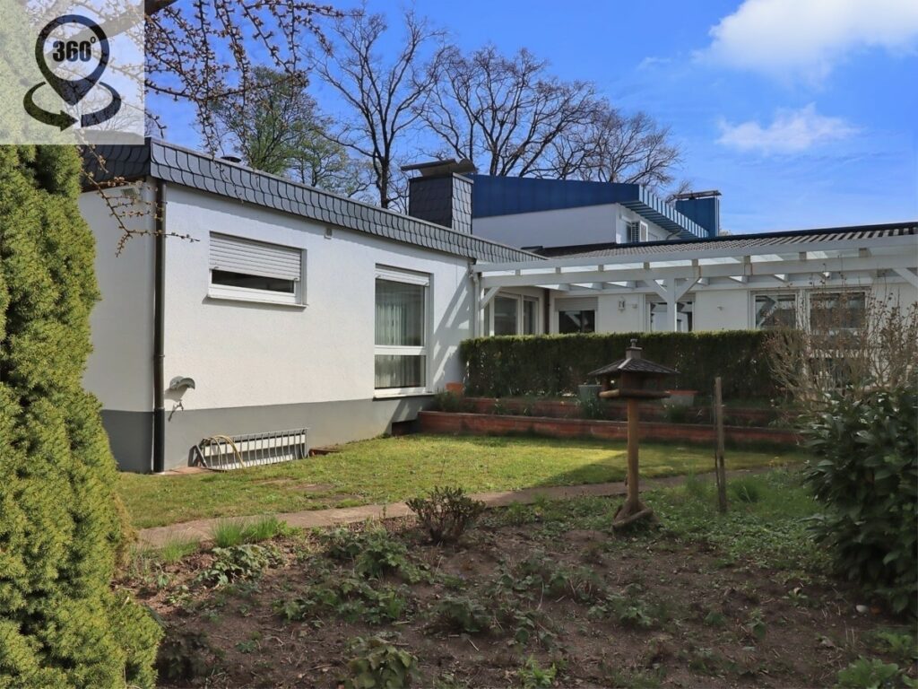 Eckbungalow - Gartenansicht