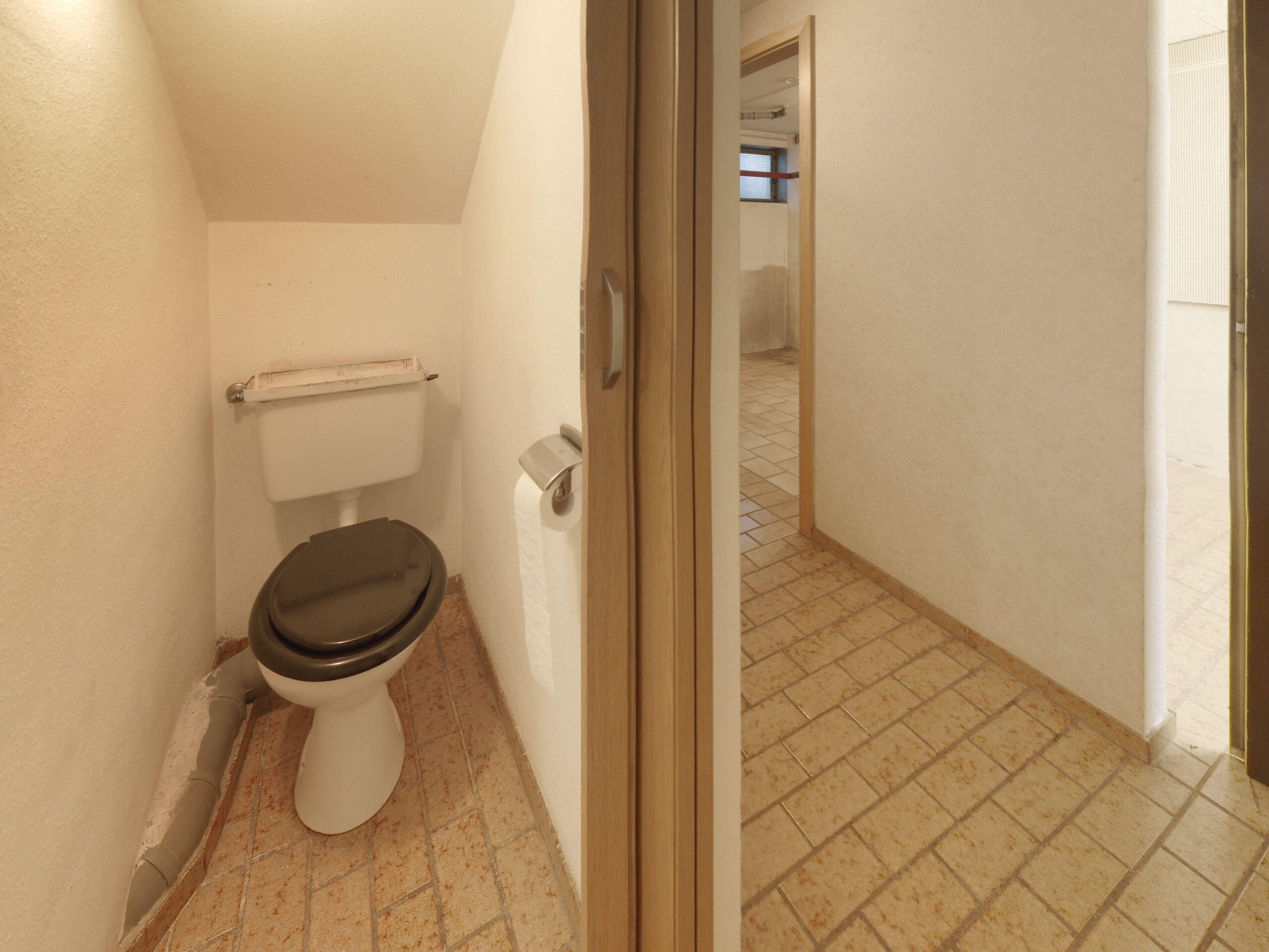WC UG