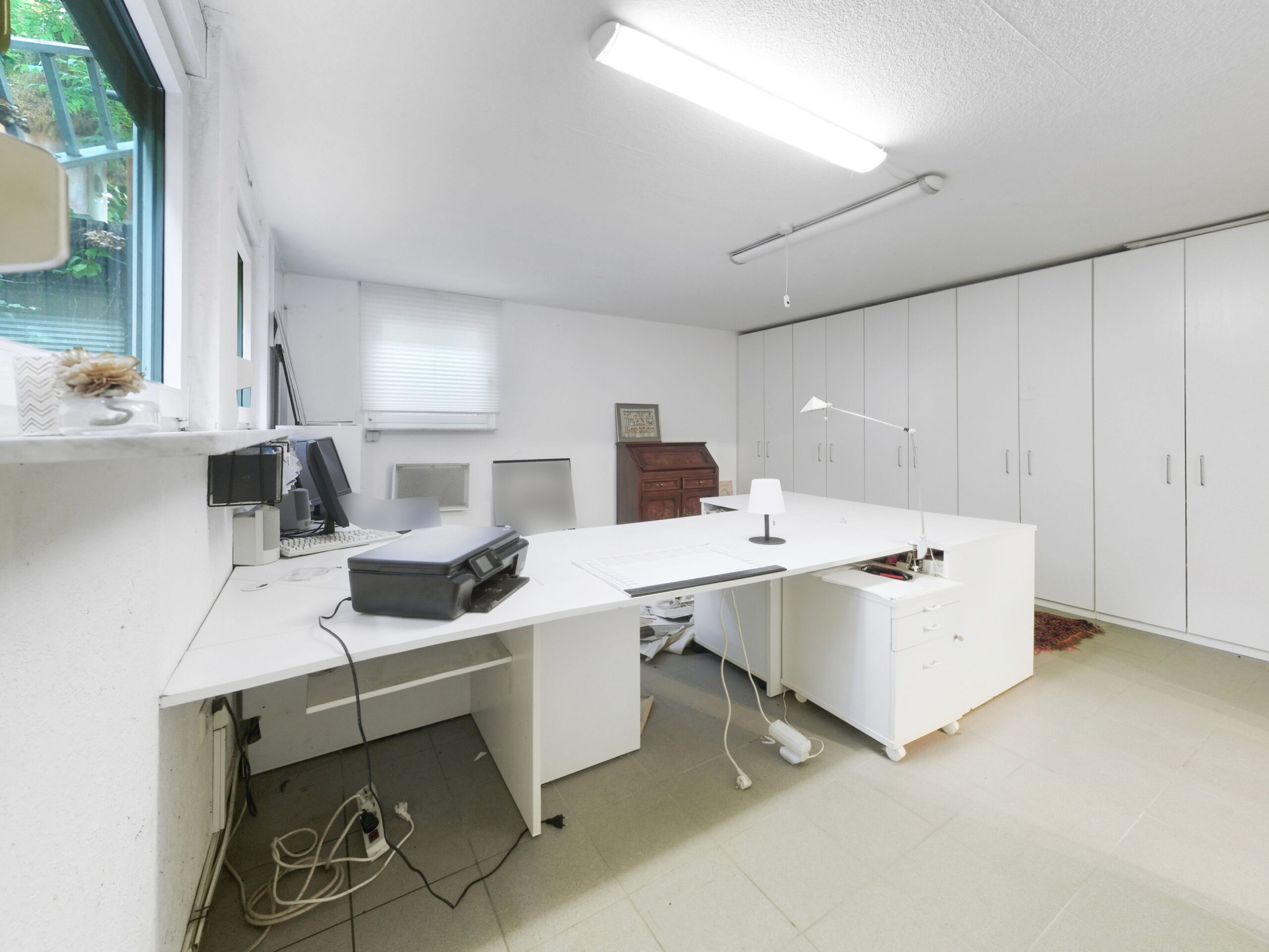 Zimmer KG mit Einbauschrank