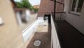 Hof und Balkon