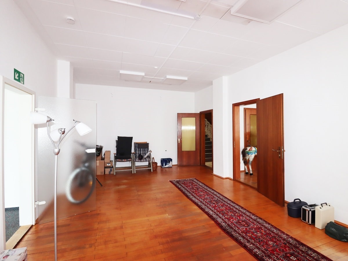 Büro im EG