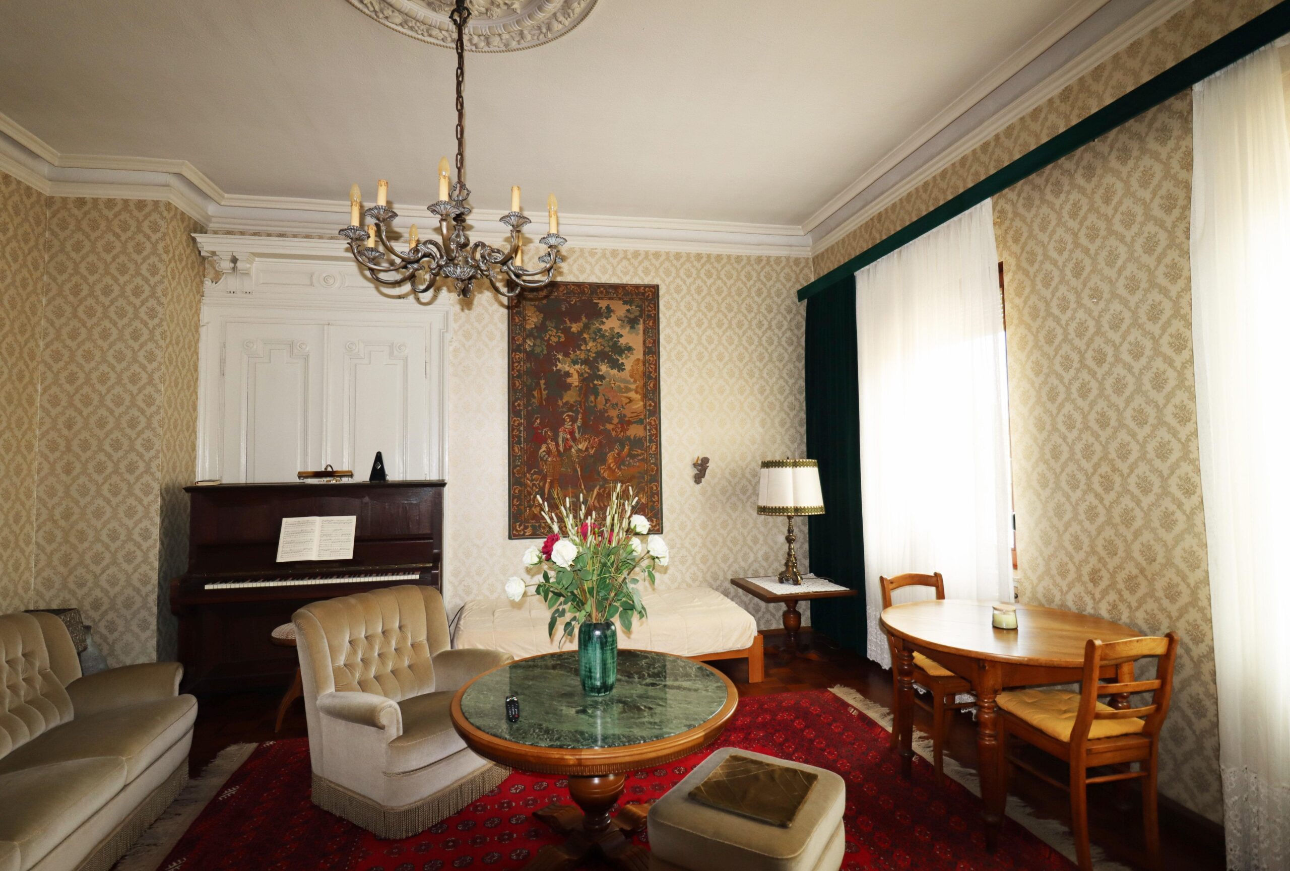 Musikzimmer der Wohnung im OG rechts